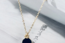 Petit Collier Anita Agate Noire