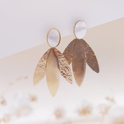Boucles d'oreilles Grande Marquise Nacre Blanche 