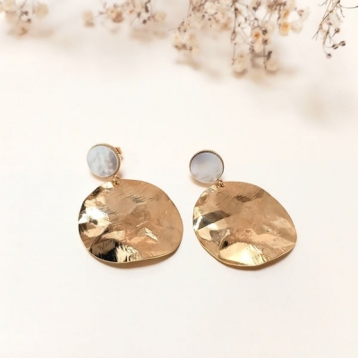 Boucles d'oreilles Dune M Nacre Blanche